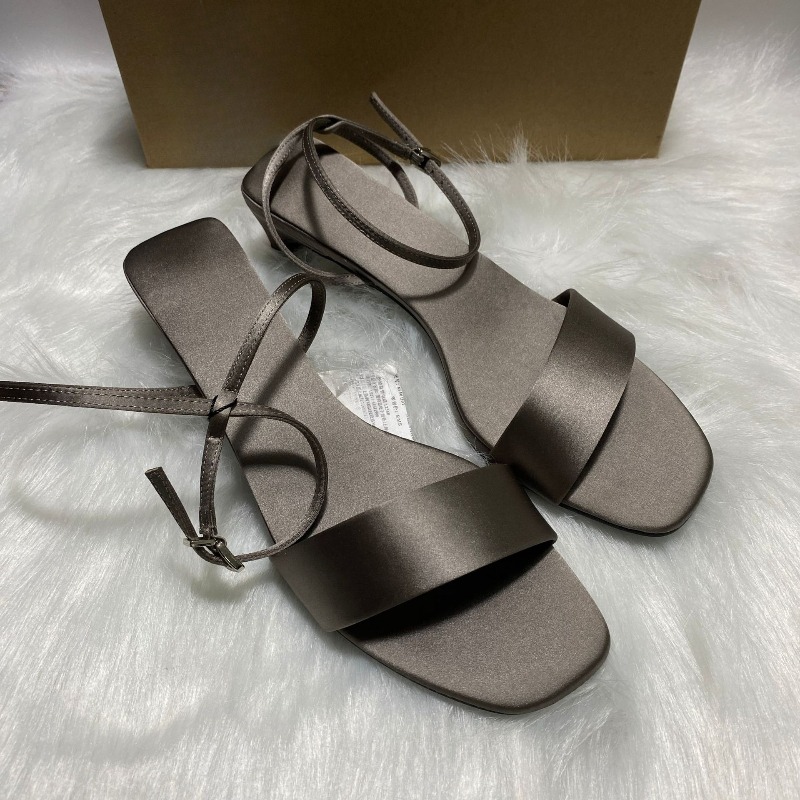 럭셔리 새틴 앵클 스트랩 로우힐 여성 모던 샌들 여름  - Women Shoes Luxury Brand 리뷰 및 가격